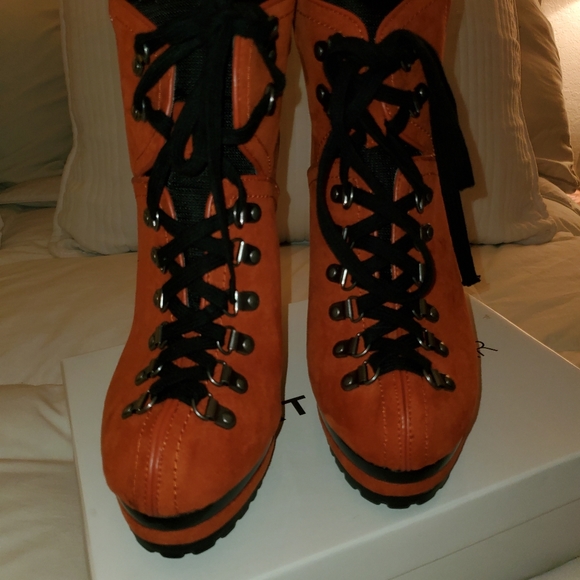 Boots - Picture 2 of 4